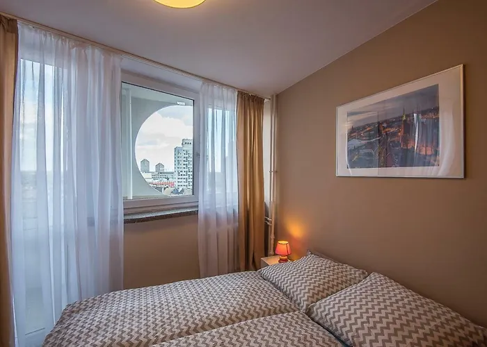 On Foot * فروتسواف